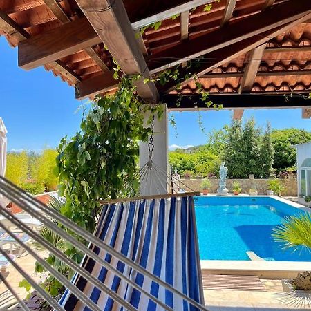 ילסה Apartman Gorana With Swimming Pool מראה חיצוני תמונה