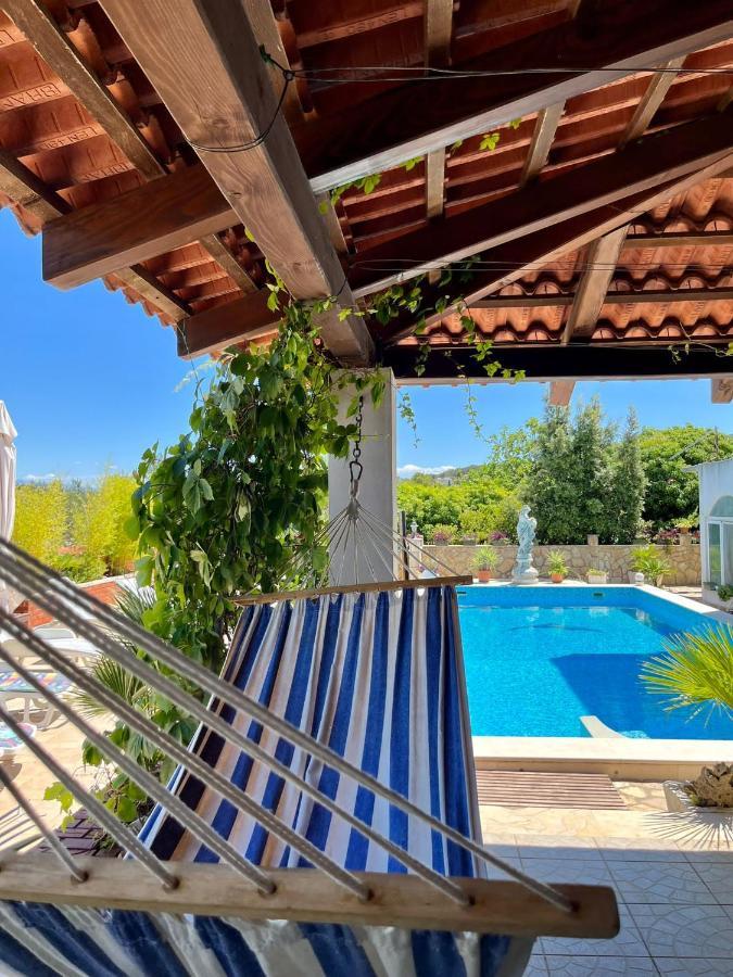 ילסה Apartman Gorana With Swimming Pool מראה חיצוני תמונה